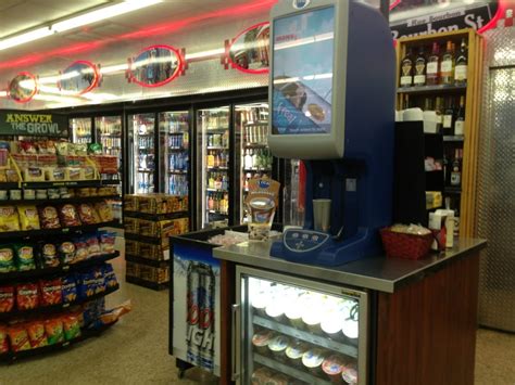 Convenience store 70072  Visit your nearest 7-Eleven location today! Find this location on Oakey and Western near the 15
